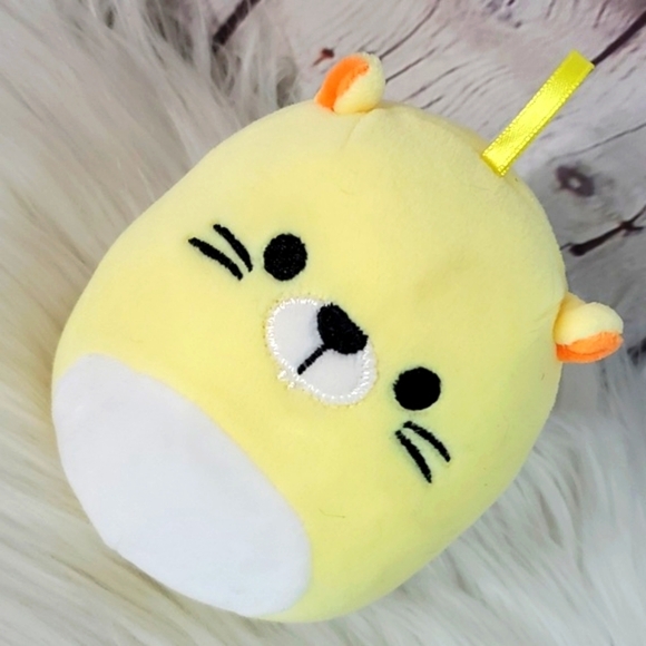 Squishmallows Bucky the Beaver Yellow Christmas Ornament 5" Holiday Bright 2021 - Picture 5 of 14